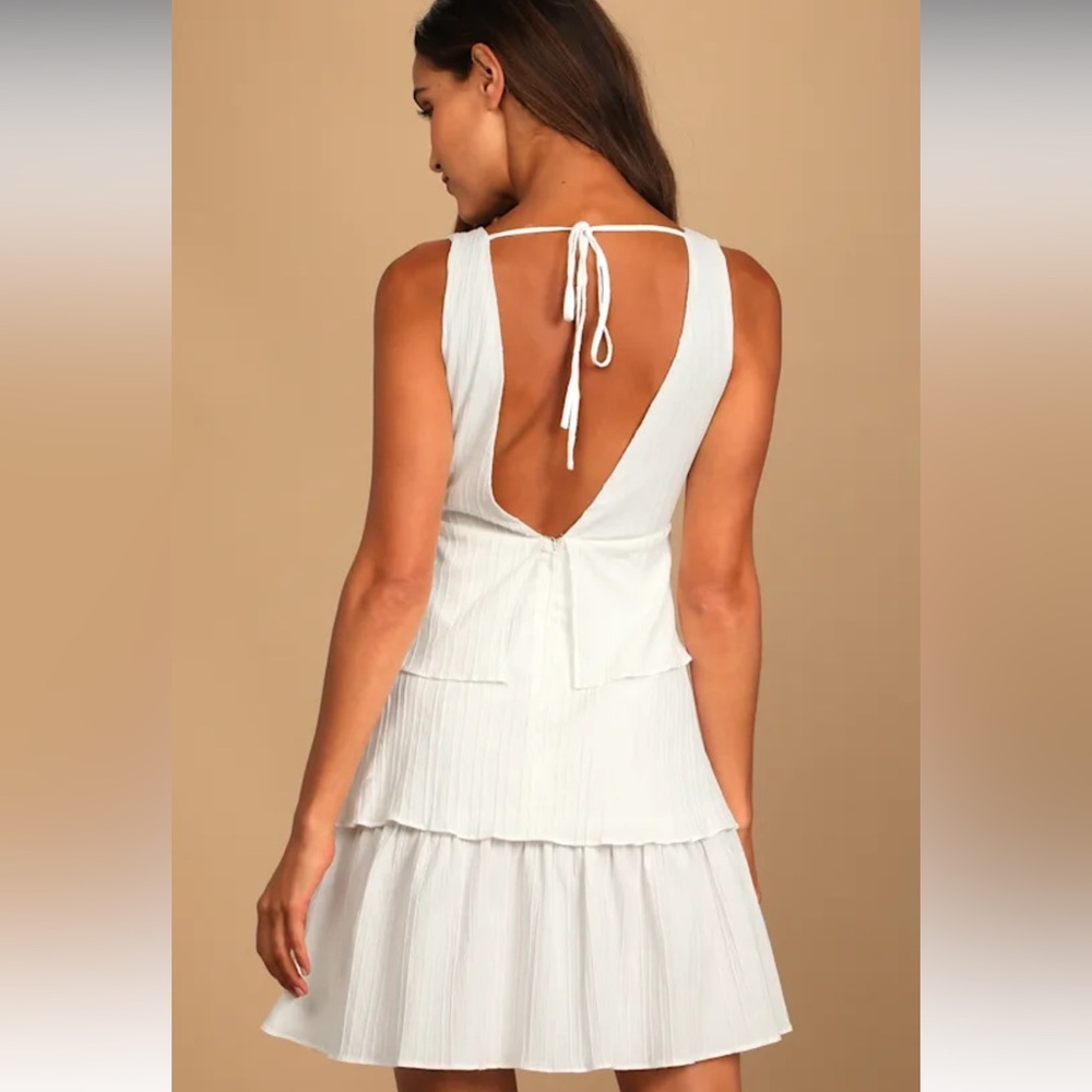 NWT Lulus By the Lake White Tiered Sleeveless Mini Dress